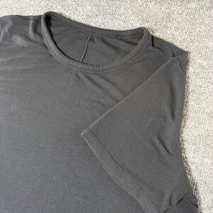 Lululemon‎ Women's Black Short Sleeve Ribbed T-Shirt Athleisure Top